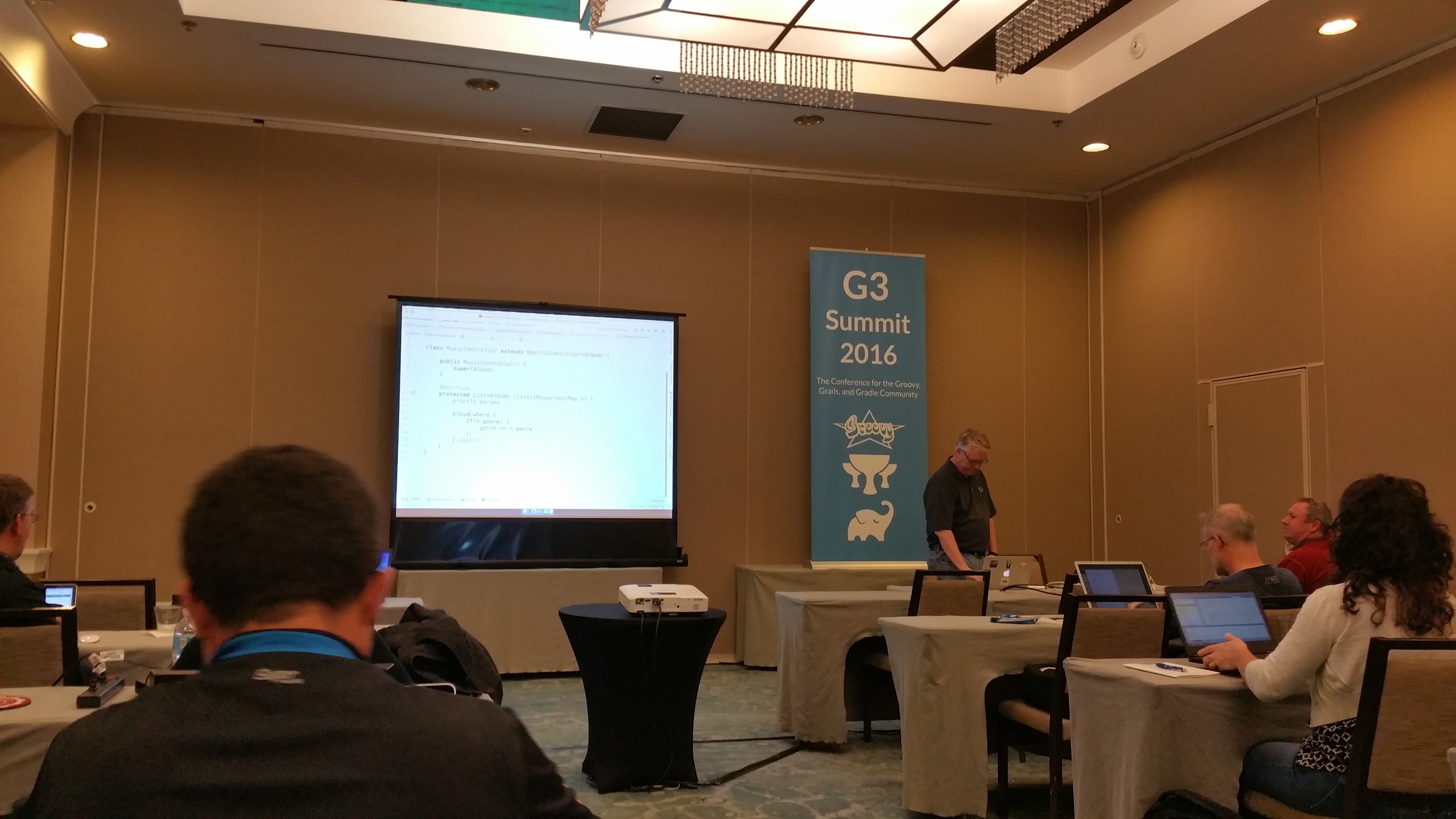 Jeff Brown presenting Testing Grails 3